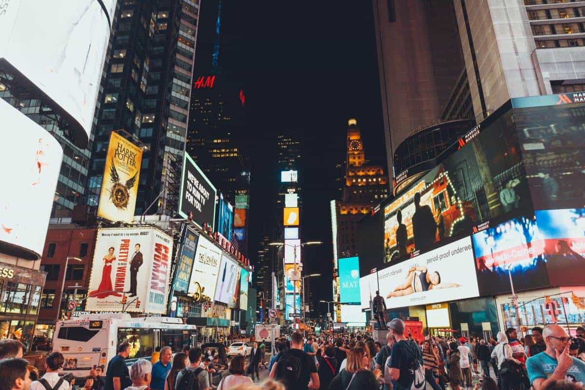 Why Is New York Called The Big Apple: 101 Guide To New York City