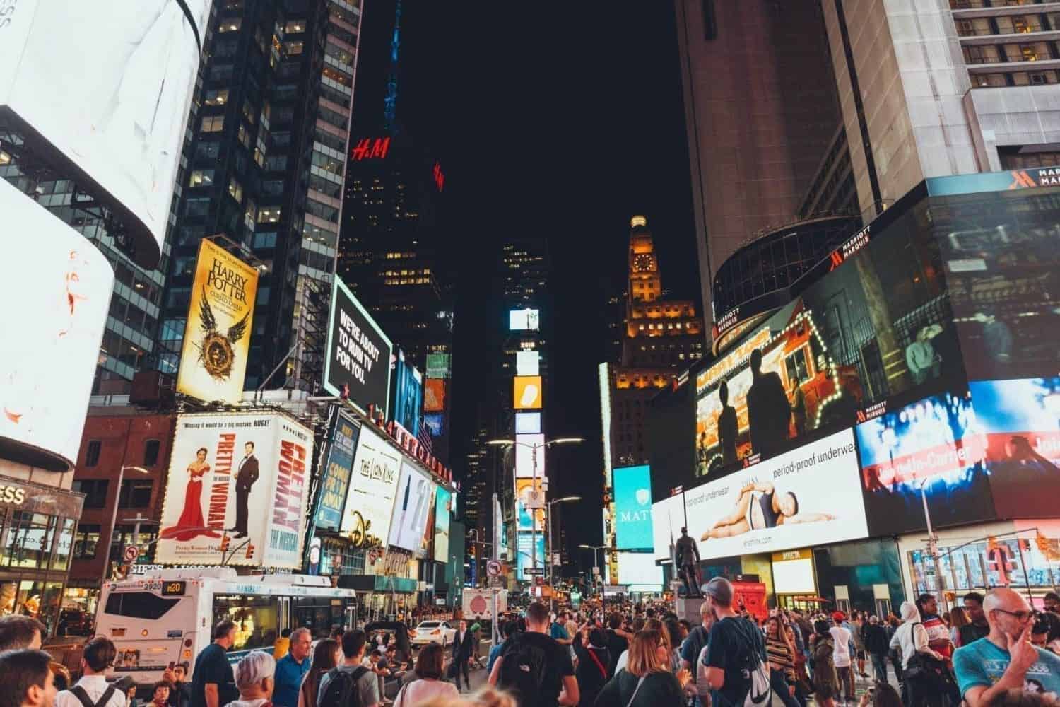 Why Is New York Called The Big Apple: 101 Guide To New York City